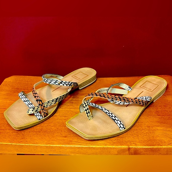 Dolce Vita Shoes - Dolce Vita Isa Strappy Sandals Flats Snake print Gold silver Beads Size 7.5